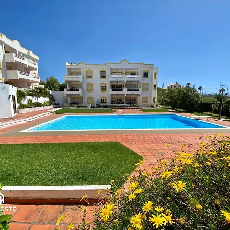 Agua A Vista - Apto Com 2 Quartos E Piscina * Ericeira