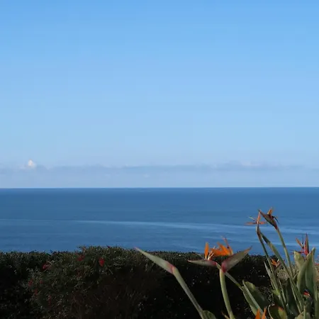 água à Vista - Apto Com 2 Quartos E Piscina Ericeira