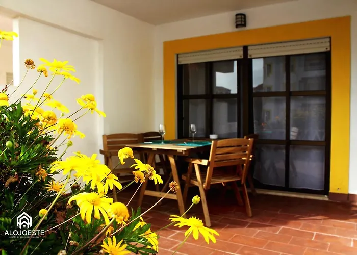 água à Vista - Apto Com 2 Quartos E Piscina Ericeira